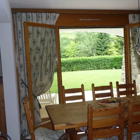아파트 4-8 Bed Deluxe Garden Apt In Baths + Summer Multipass *