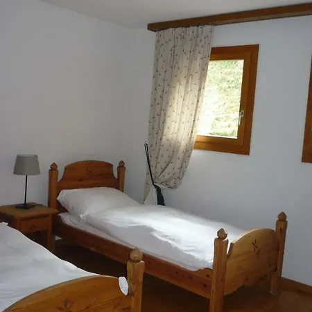 4-8 Bed Deluxe Garden Apt In Baths + Summer Multipass 아파트 Val dʼIlliez